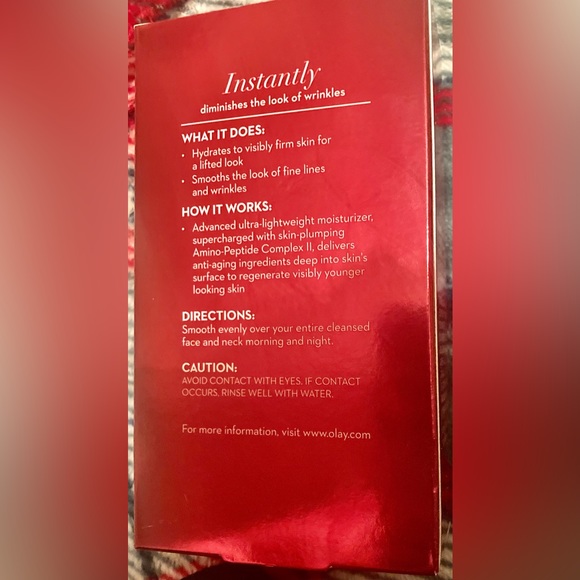 Olay Regenerist Micro-Sculpting Serum Fragrance Free Face Moisturizer - Picture 3 of 8